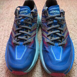 Hoka One One Speedgoat 4 - size 9 W - barely worn